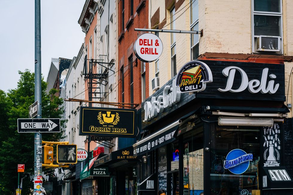 28 Urban Slang Terms Every New Yorker Knows