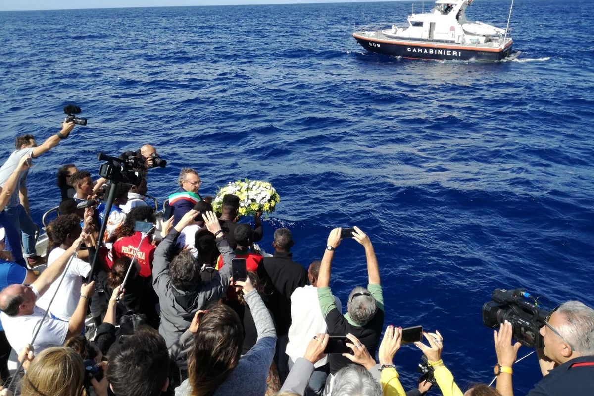 Strage dei migranti, 7 assolti a Palermo: «Non ci sono prove che fossero scafisti»