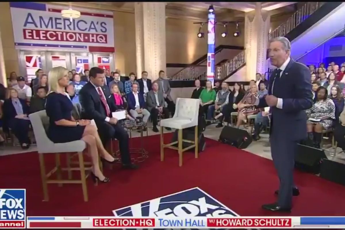 Howard Schultz Teams Up With Clint Eastwood's Empty Chair To Yell At Mexico
