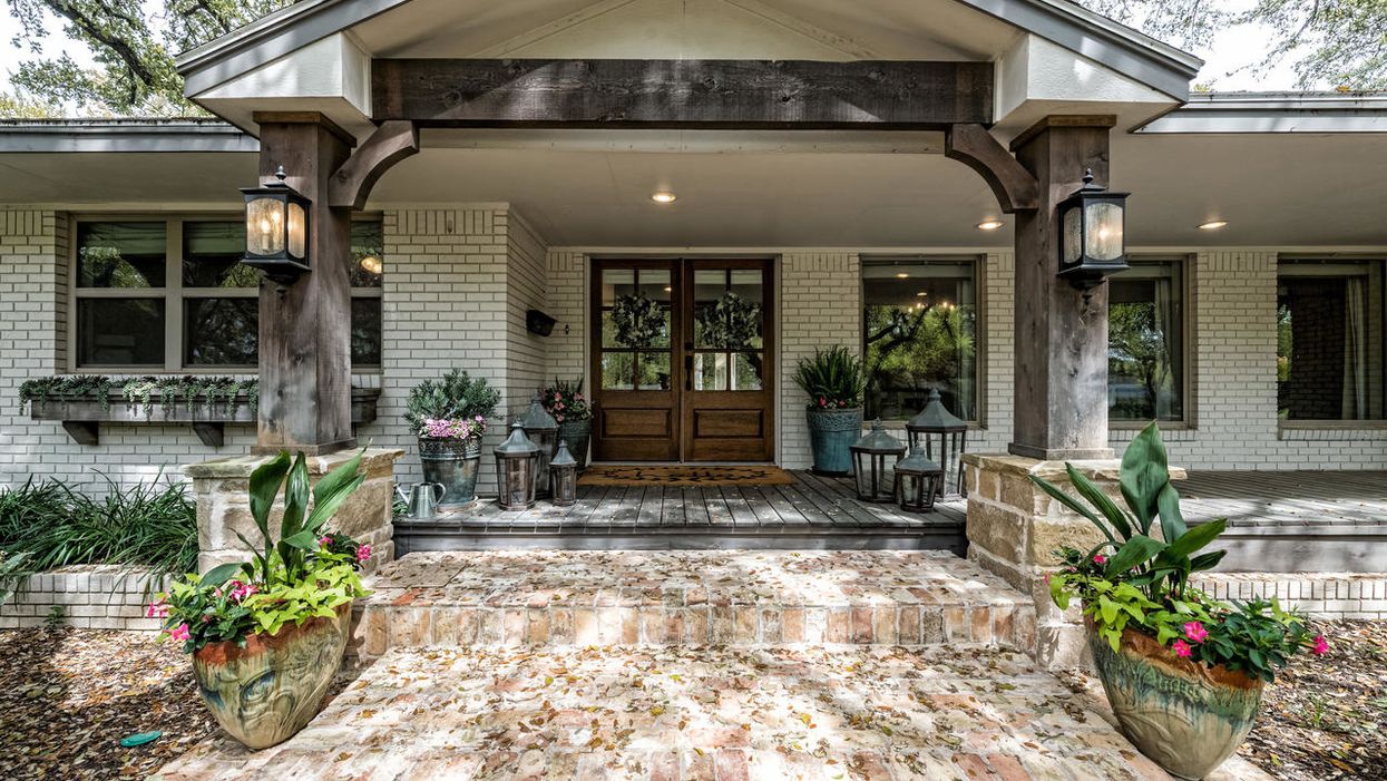 This 'Fixer Upper' house is for sale, and it's still totally gorgeous