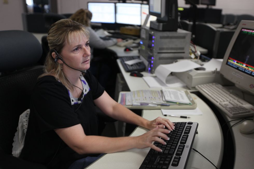 There's FINALLY A Bill In Place To Reclassify 911 Dispatchers As First Responders