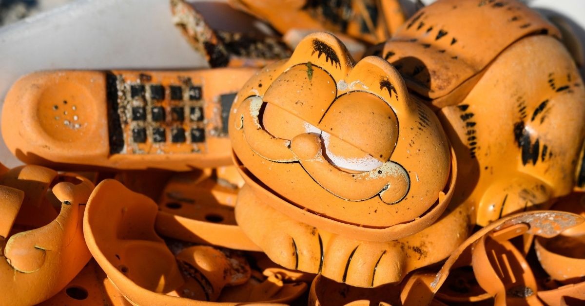 We Now Know Why Garfield Phones Keep Mysteriously Washing Up On A Beach In France