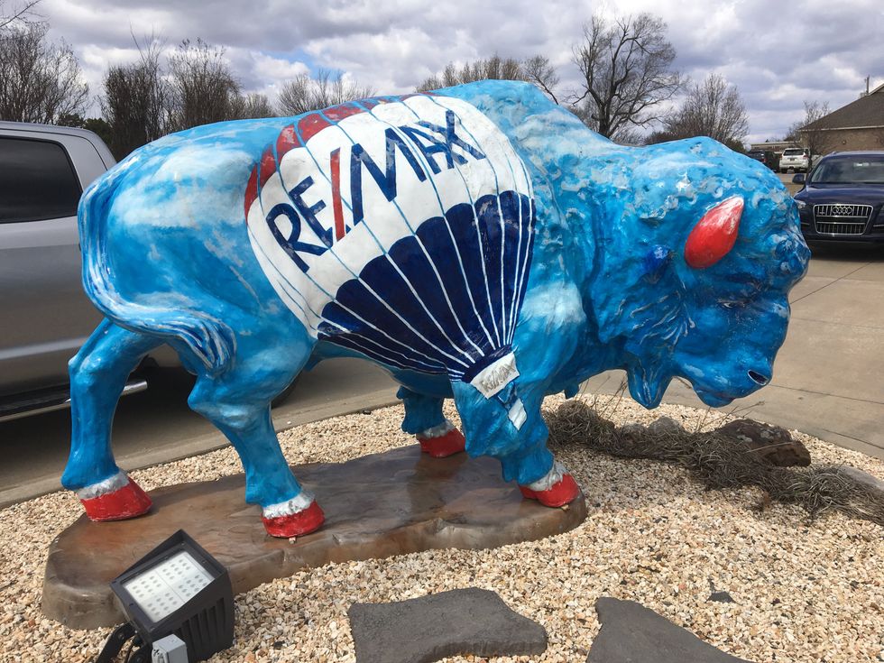 Beautiful Bartlesville Buffalo Statues