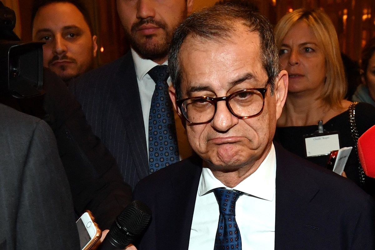 Tria non blateri di dossier ma spieghi i fatti
