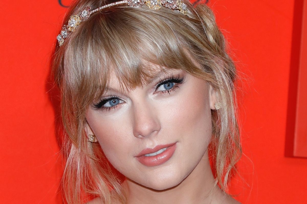 taylor swift hot