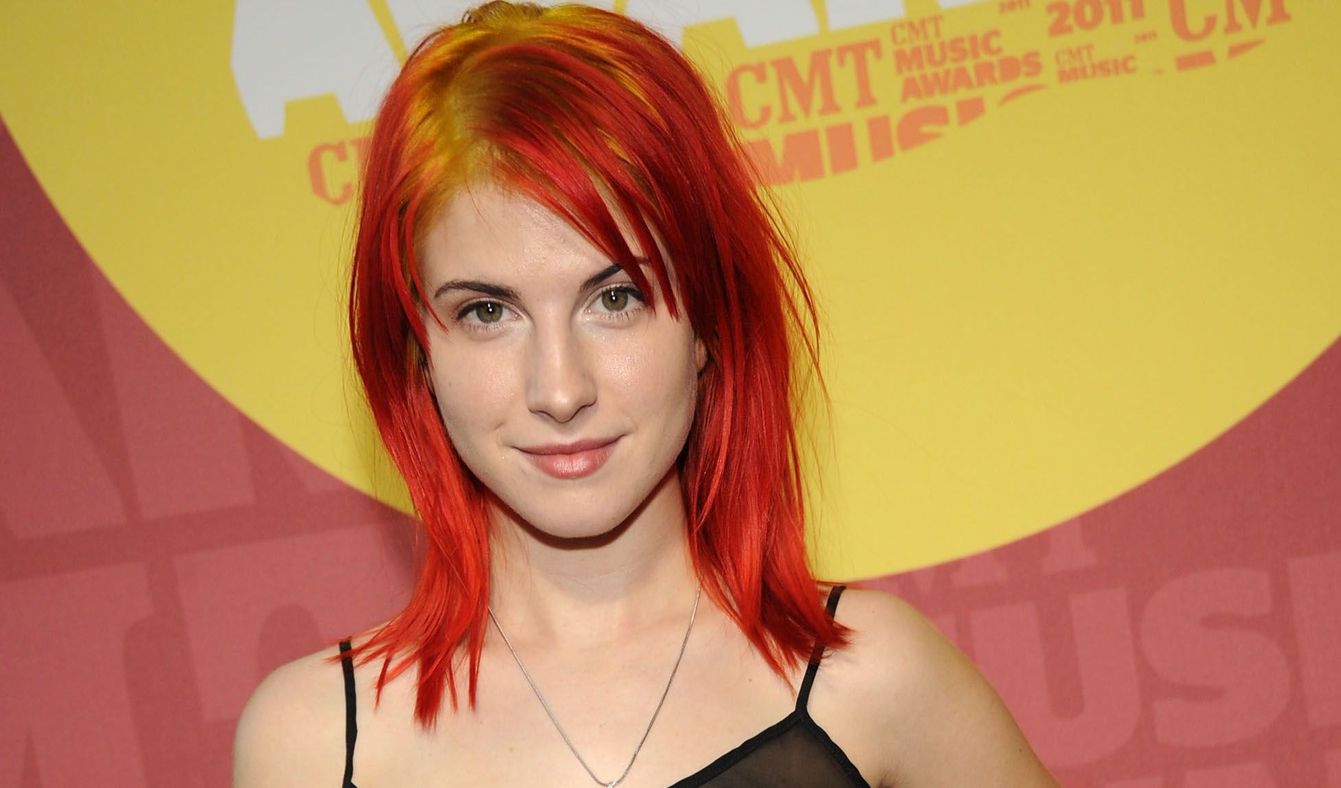 Paramore's Hayley Williams Responds to Death Hoax Rumors - PAPER