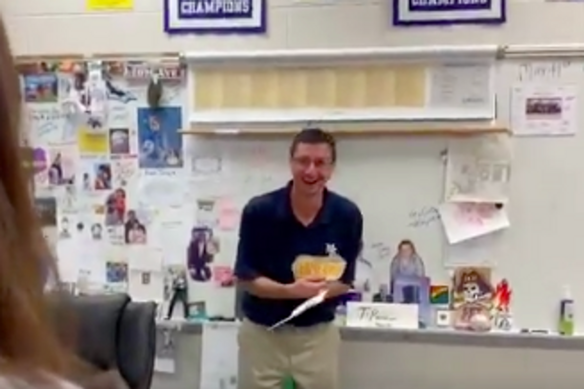 This teacher's been trying to get 'Hamilton' tickets for years. Then his students stepped up.