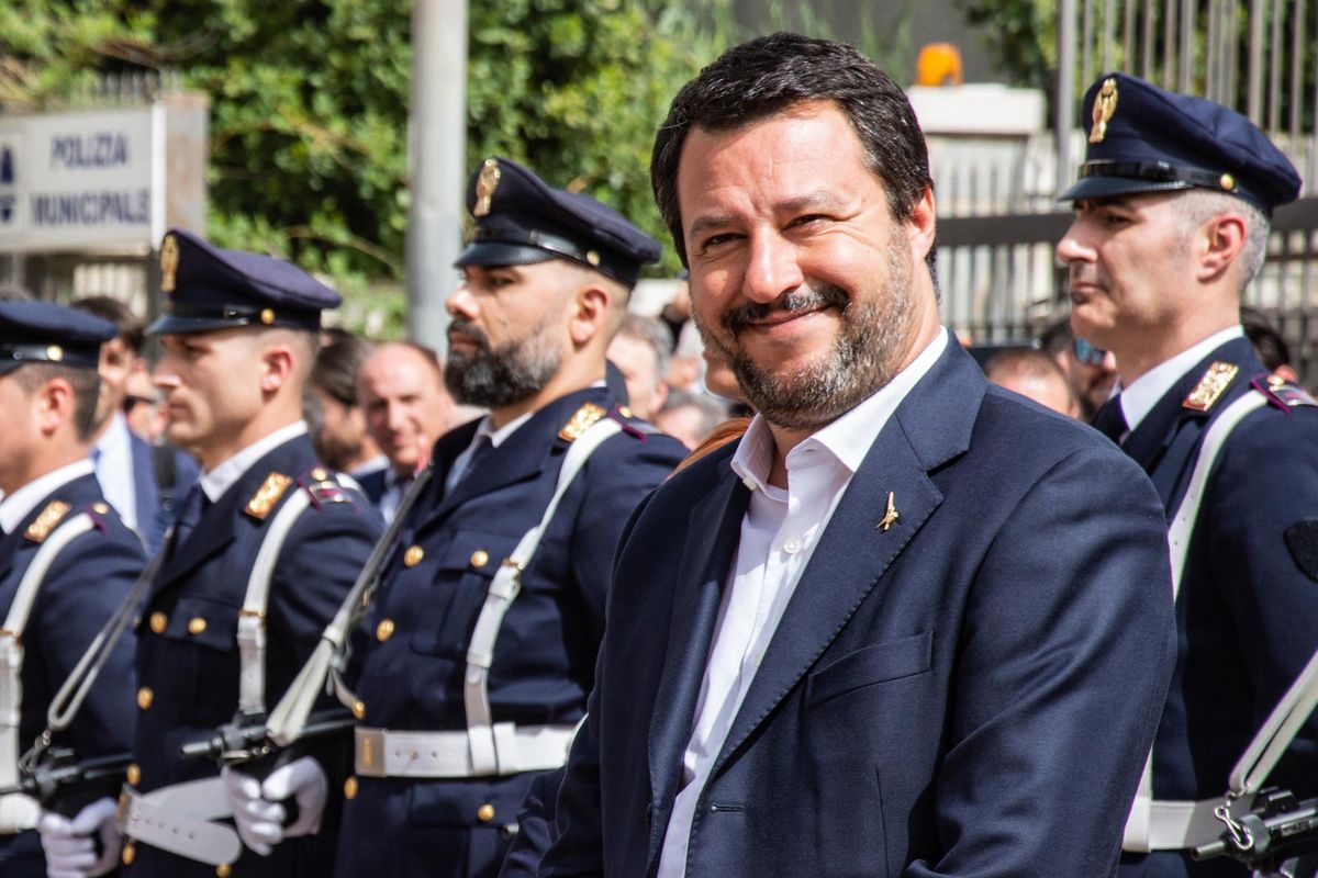 Sanatoria di Salvini per le cassette di sicurezza: il 15% sui soldi in nero