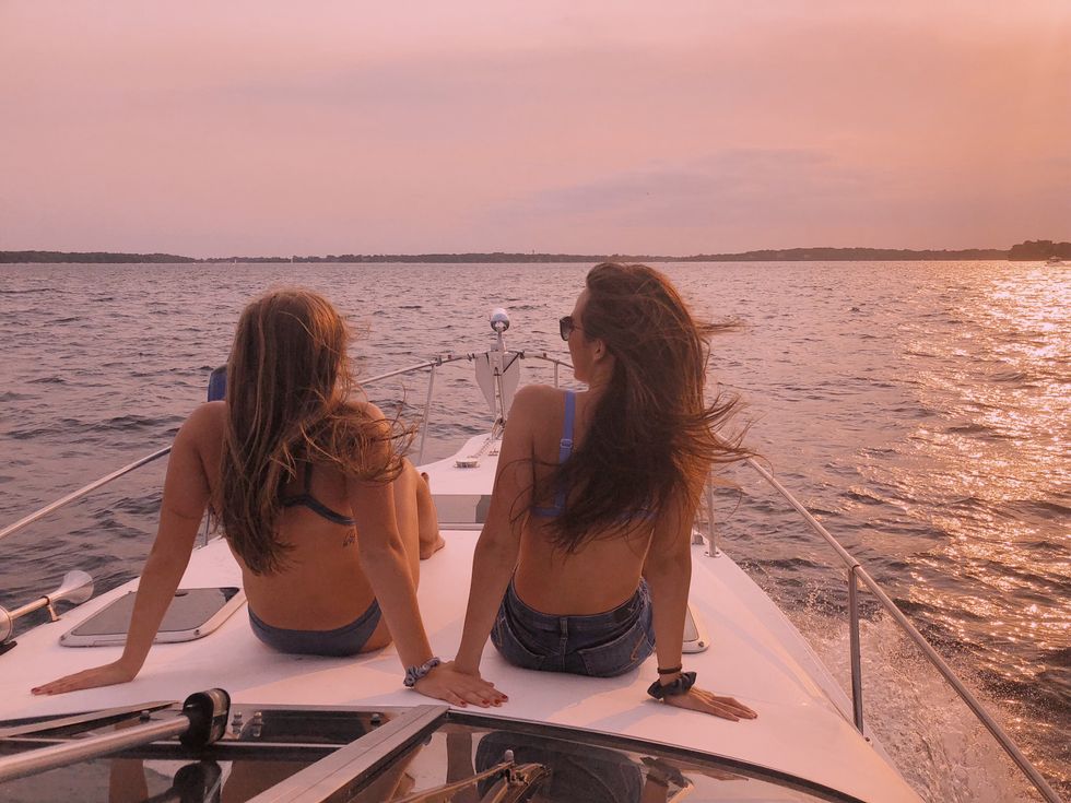 11 Country Jams For Summer Boat Days