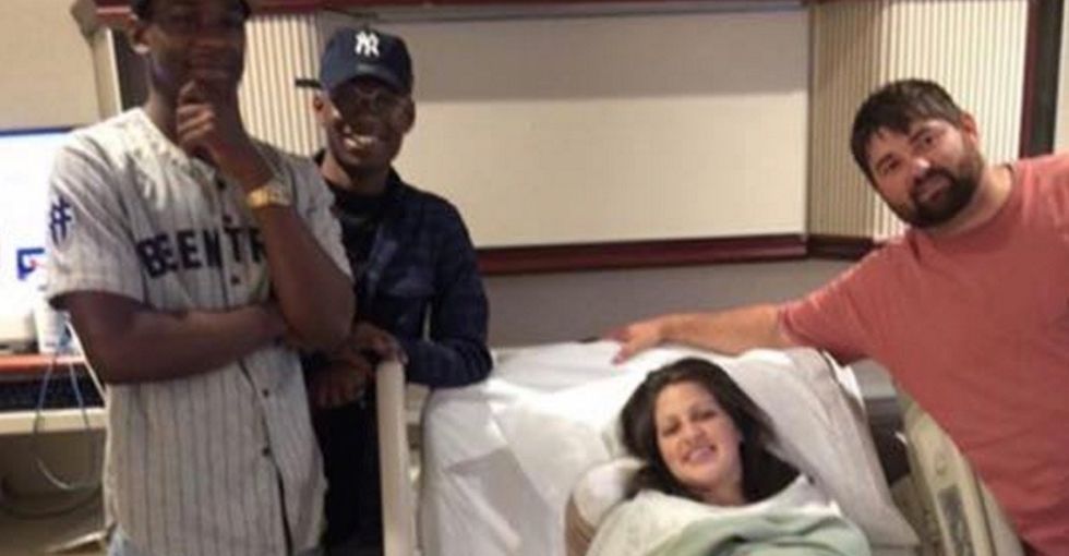 lindsey lashley, text baby mistake, heartwarming stories