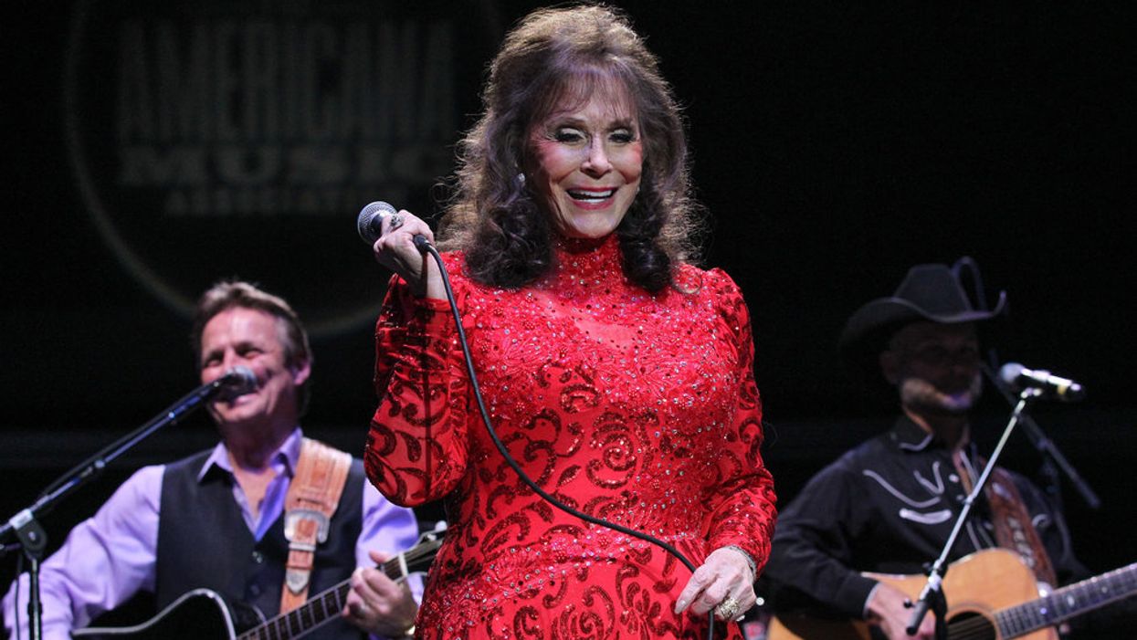 'I ain't dead yet': Loretta Lynn responds to report she's in her final days