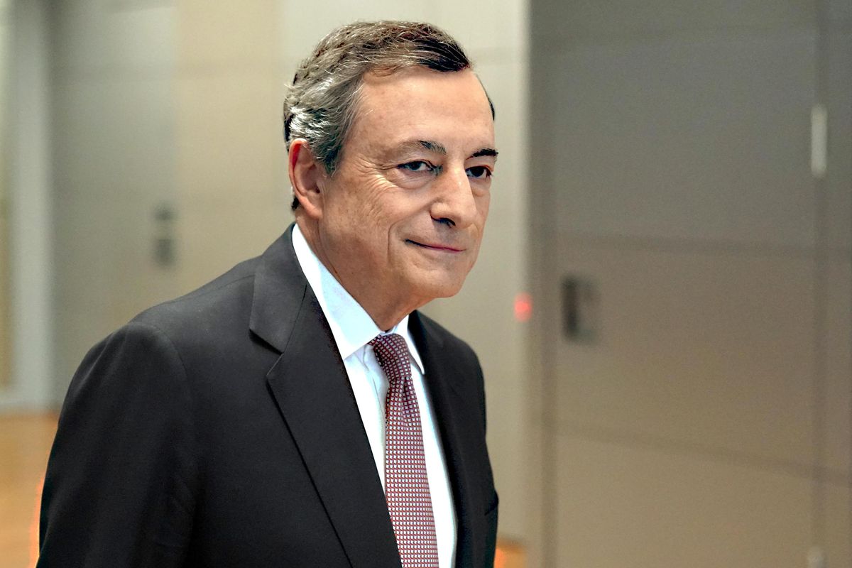 La ricetta italiana alla fine funziona Draghi promuove Roma e Parigi