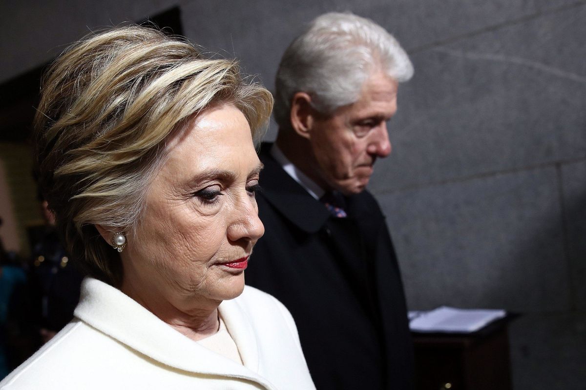 I Clinton come la signora in giallo: dove passano loro, arriva il morto