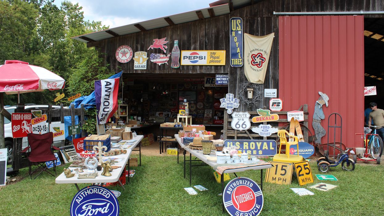 'The World's Longest Yard Sale' will run through several Southern states this weekend