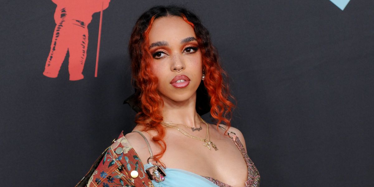 FKA Twigs Wore a Unicorn Cape to the Mall