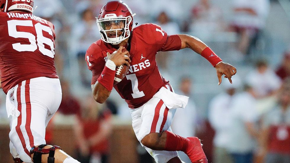 A Lesson on "Giving Up" from Jalen Hurts