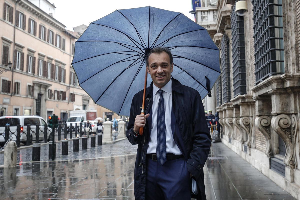 L’addio di Calenda e Richetti serve a Zingaretti per sgambettare Renzi