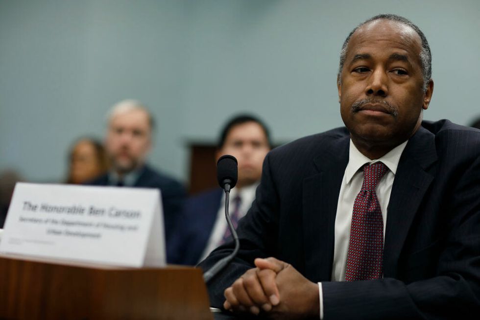 Ben Carson Just Threw His Wife Under the Bus in $31,000 Dining Room Set Scandal