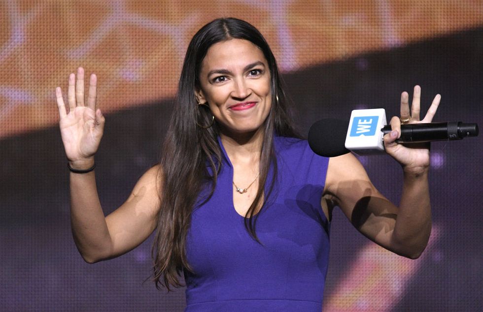 Conservative Reporter Tried to Claim a Photo of Alexandria Ocasio-Cortez in Washington Proves She Is 'Not a Girl Who Struggles', and It Did Not End Well for Him