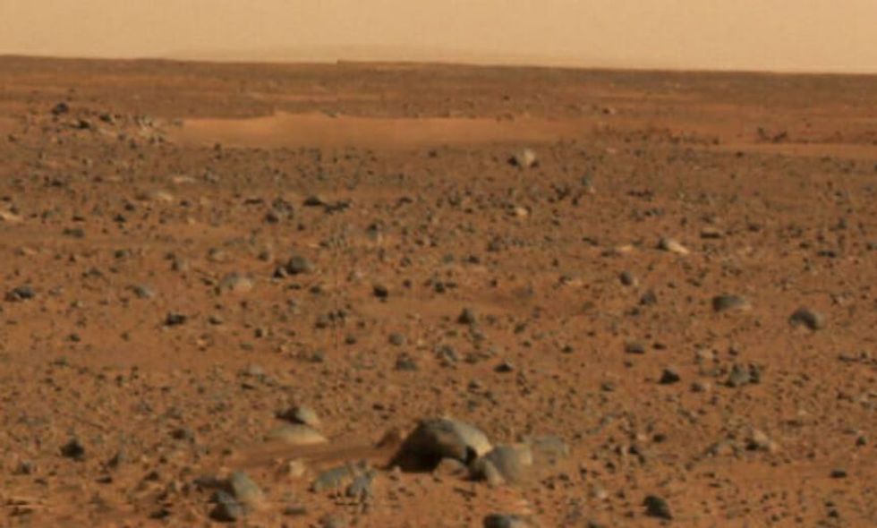 Mars is Producing a Gas Normally Attributed to Living Things and Scientists are Mystified