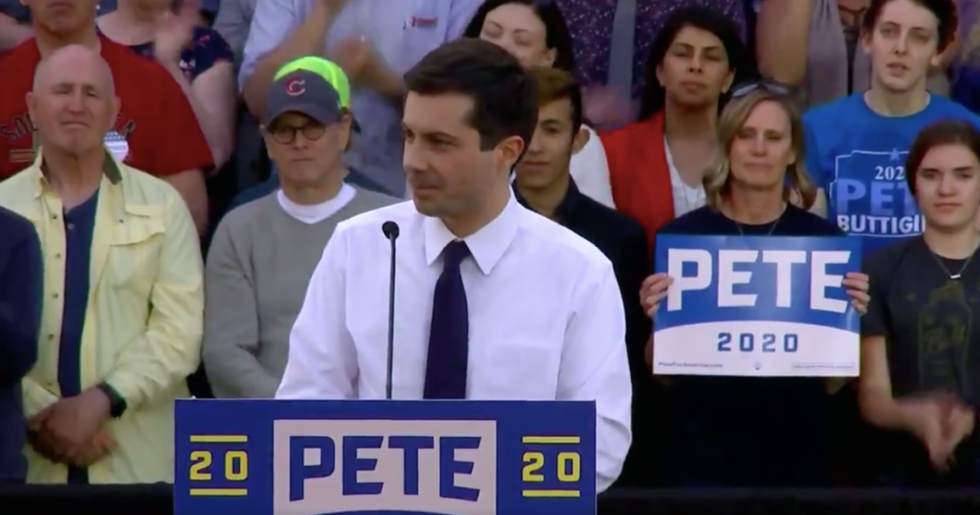 Homophobic Protesters Heckled Pete Buttigieg During a Campaign Rally and He Gave the Perfect Off-the-Cuff Response