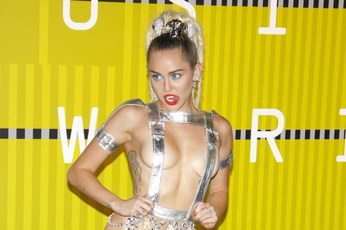 miley cyrus nude