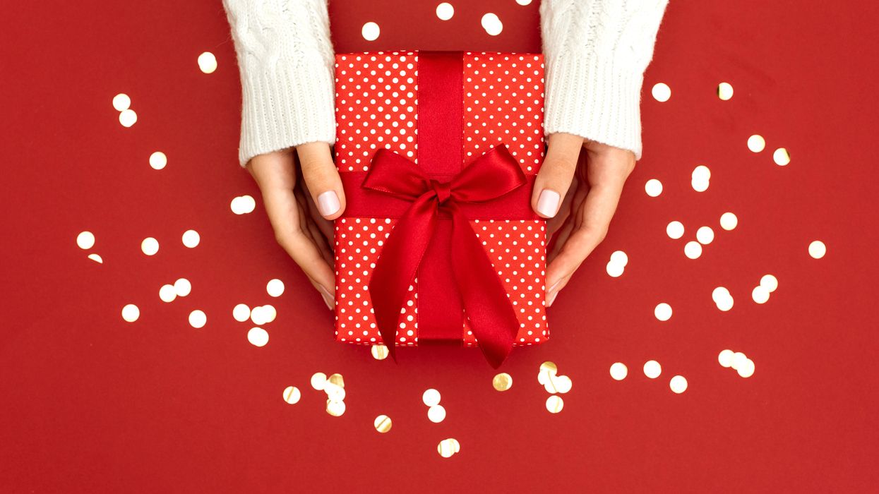 People Share The Best Unisex Gifts For This Holiday Season