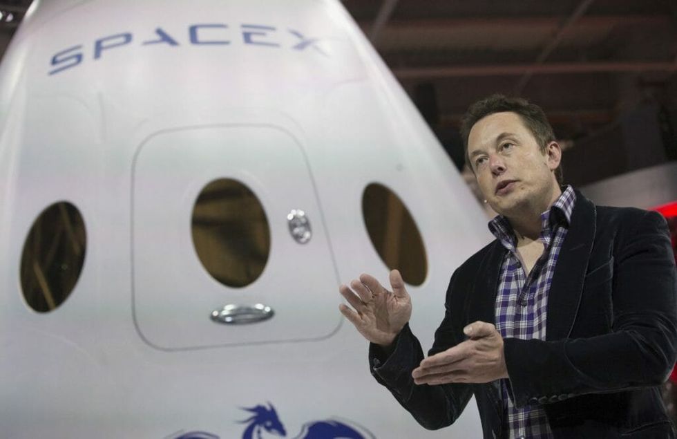 Elon Musk's SpaceX Announces Major Human Mission in 2018