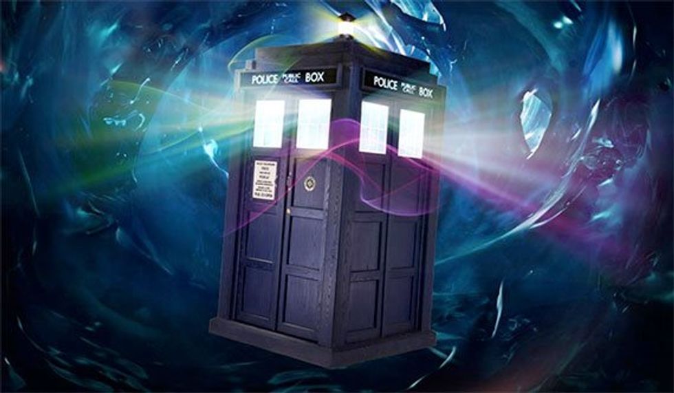 Physicists Claim "Dr Who-Style Time Machine Possible"