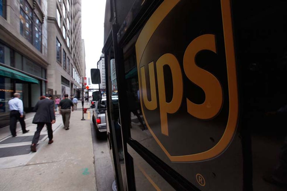 Does UPS Deliver Packages Thanksgiving Day 2017 & November 24?