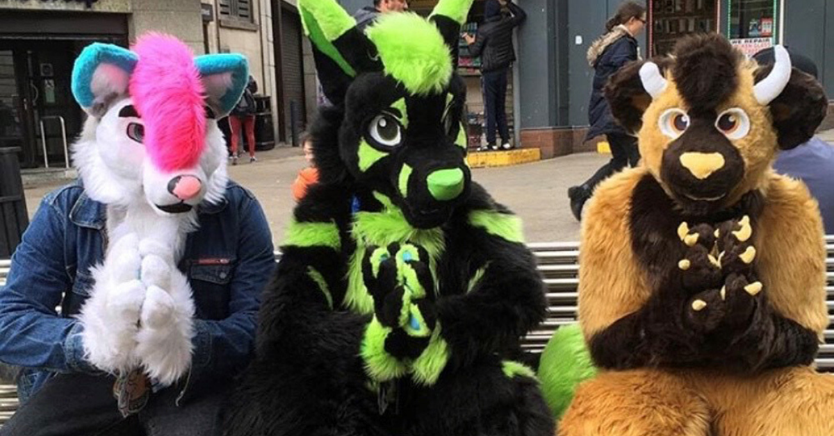 Teen Overcomes Her Social Anxiety By Dressing Up As 'Furry' Alter-Ego Named 'Cosmo'