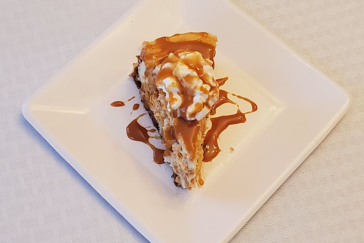 Recipe Hub: Pumpkin Swirl Cheesecake For The Golden Girl In Us All