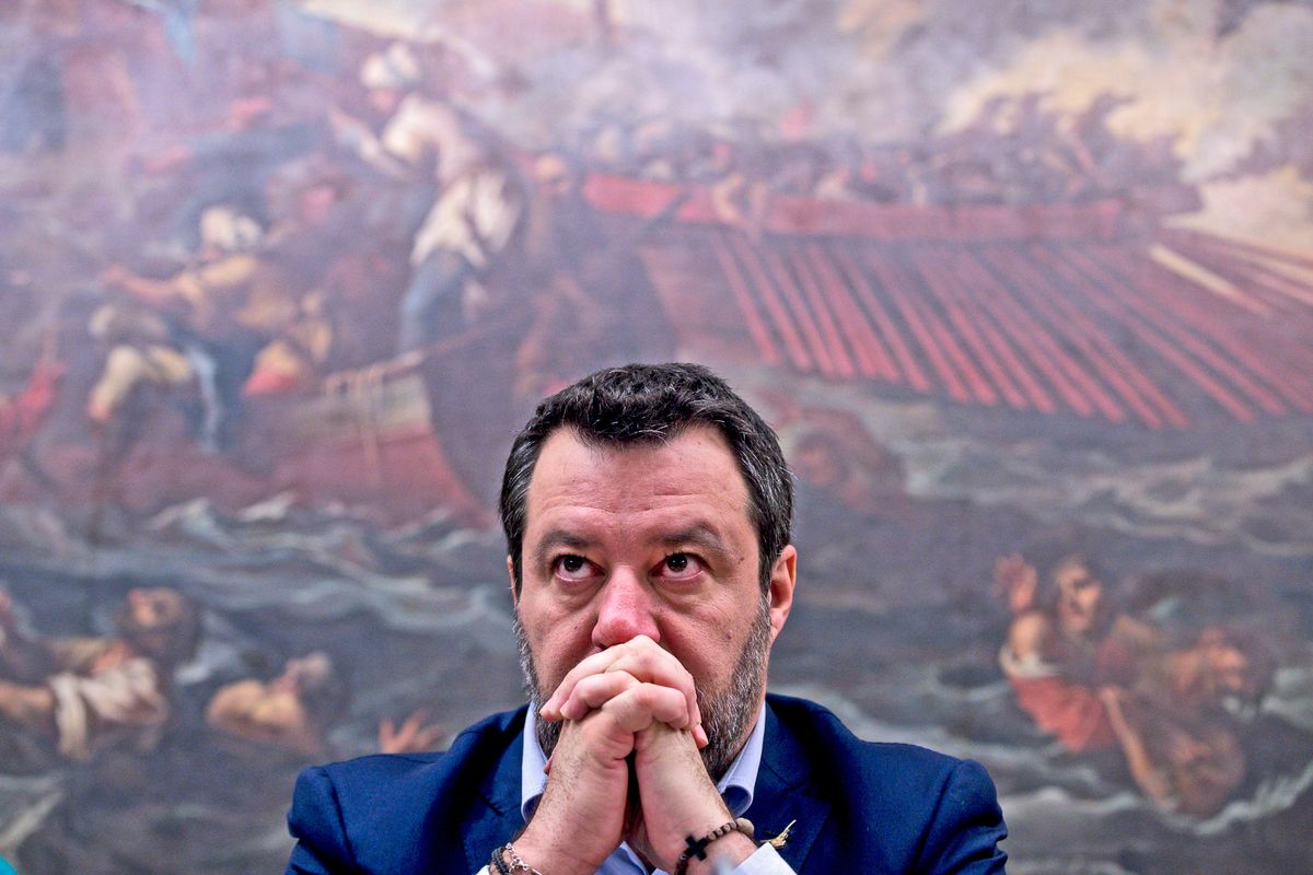 Parte l’iter per il processo. Salvini non ha paura: «Mi trattano come Trump»