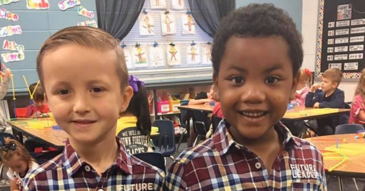 Pair Of Adorable Kindergartners Go Viral After Insisting They 'Look Exactly The Same' For Twin Day At School
