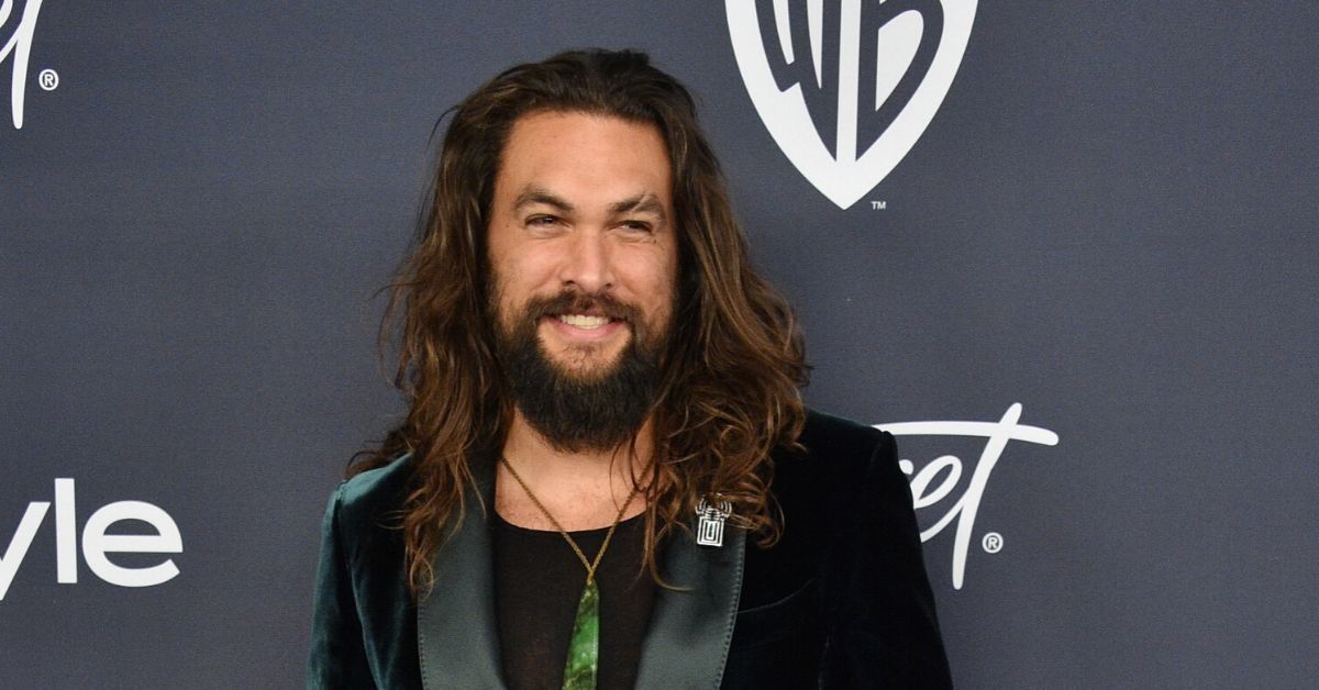 Jason Momoa Was Caught By Cameras Enjoying The Golden Globes In Just A Tank Top, And Viewers Weren't Ready