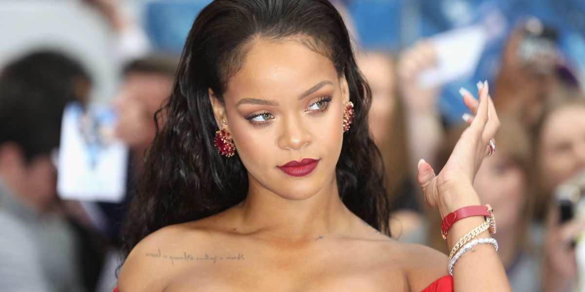 Rihanna Responds to Fans Calling Out Her Pimple