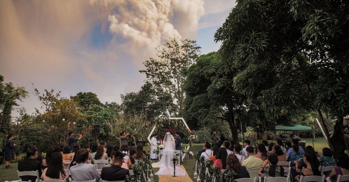 Couple Gets Married As Philippines Volcano Erupts In The Background