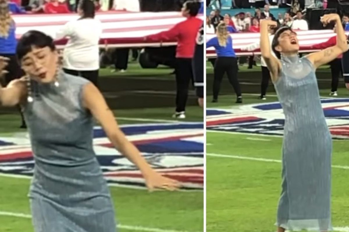 The anthem was performed in ASL at the Super Bowl. Unfortunately, barely anyone saw it