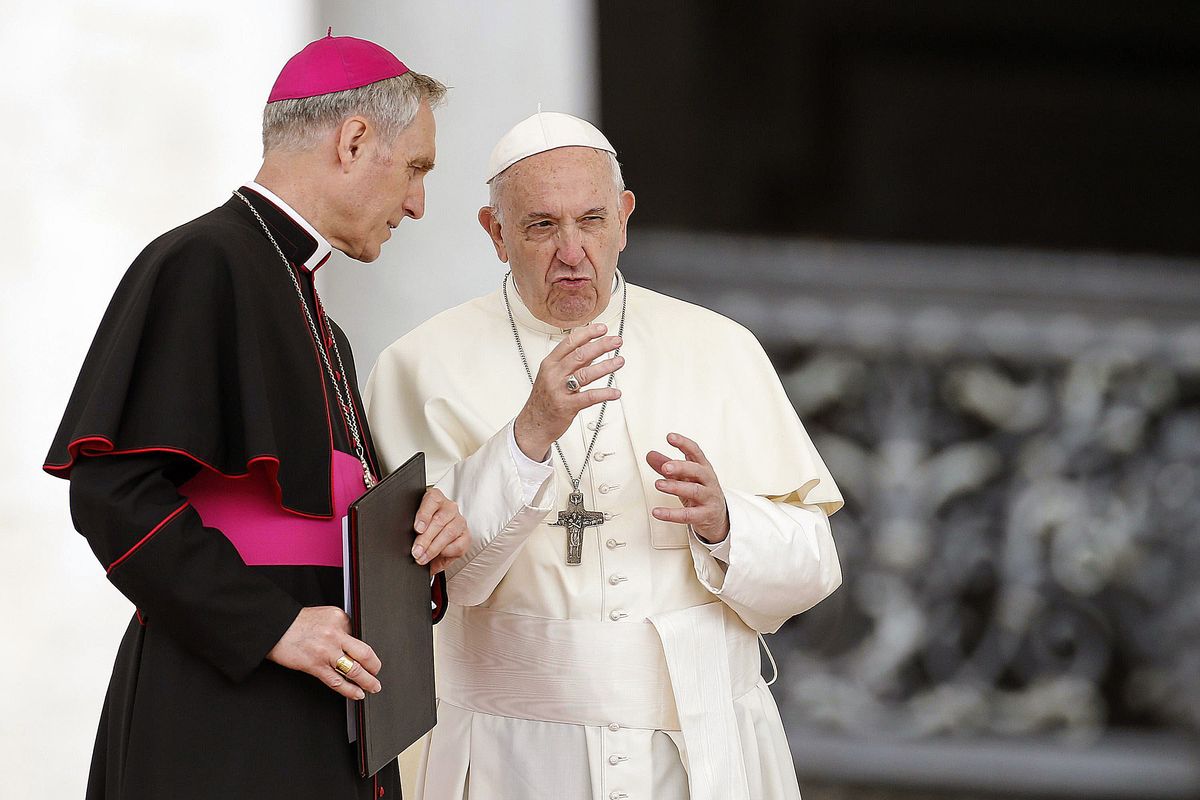 Bergoglio mette in naftalina padre Georg