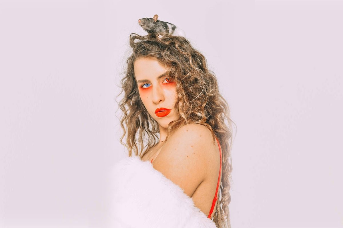 Premiere: Talia Stewart Channels ‘Willard’ on “Rat Race”