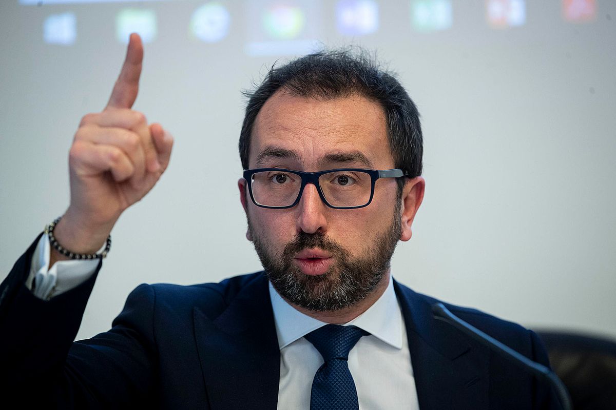Più facile intercettare, ma non i pedofili