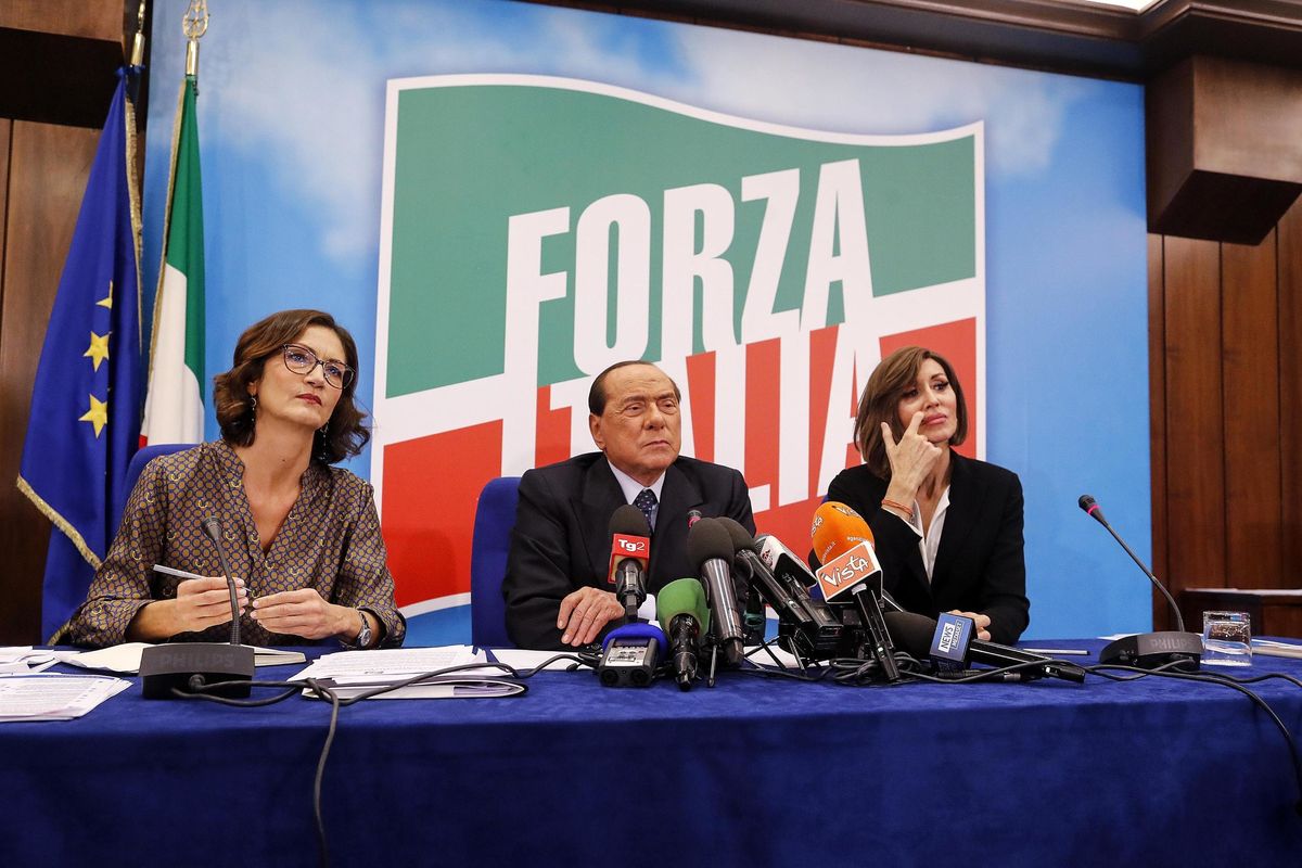 Sotto il virus Forza Italia fa patti con Conte