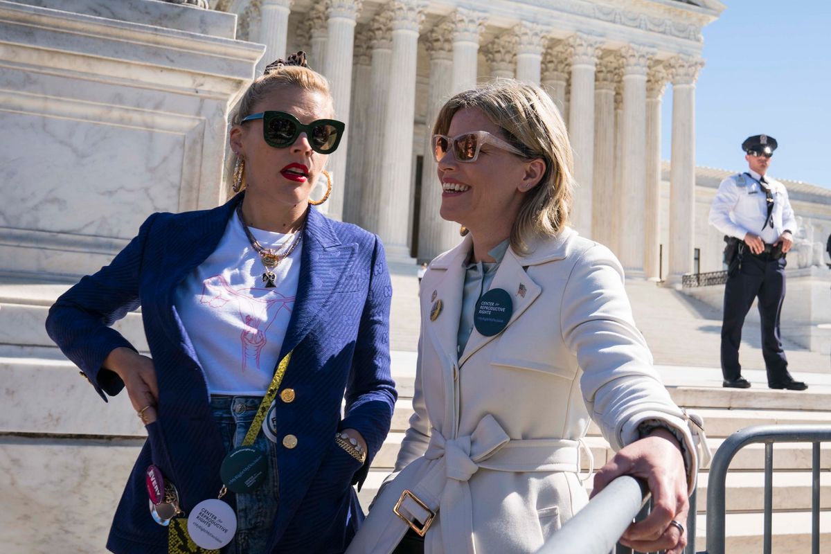 Busy Philipps and Elizabeth Banks in DC