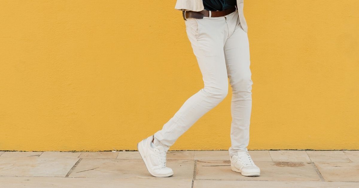 Guy Upsets His Girlfriend By Ignoring Her Request That He Not Wear His New Pair Of White Jeans Because They Make Him 'Look Gay'