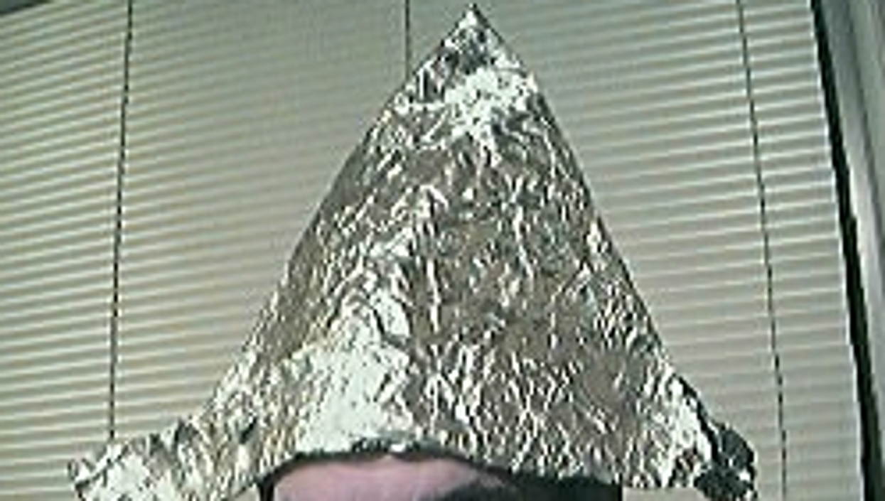 What Are Tinfoil Hatters Saying About Coronavirus? Oh, Just Normal Stuff.