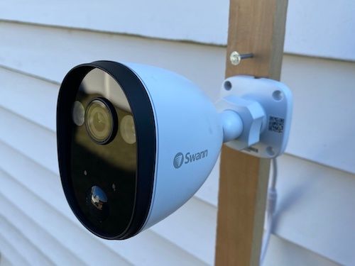 Swann Spotlight Outdoor Security Camera Review Gearbrain