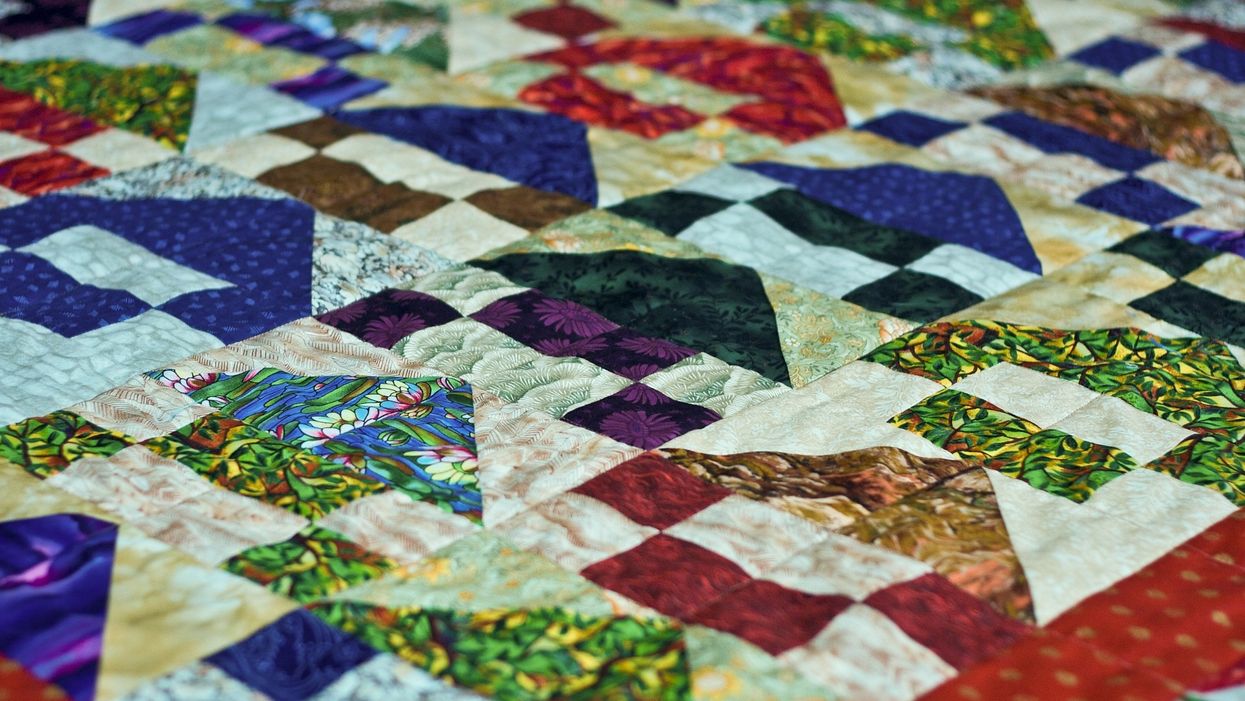 You can now take a free quilting class at home