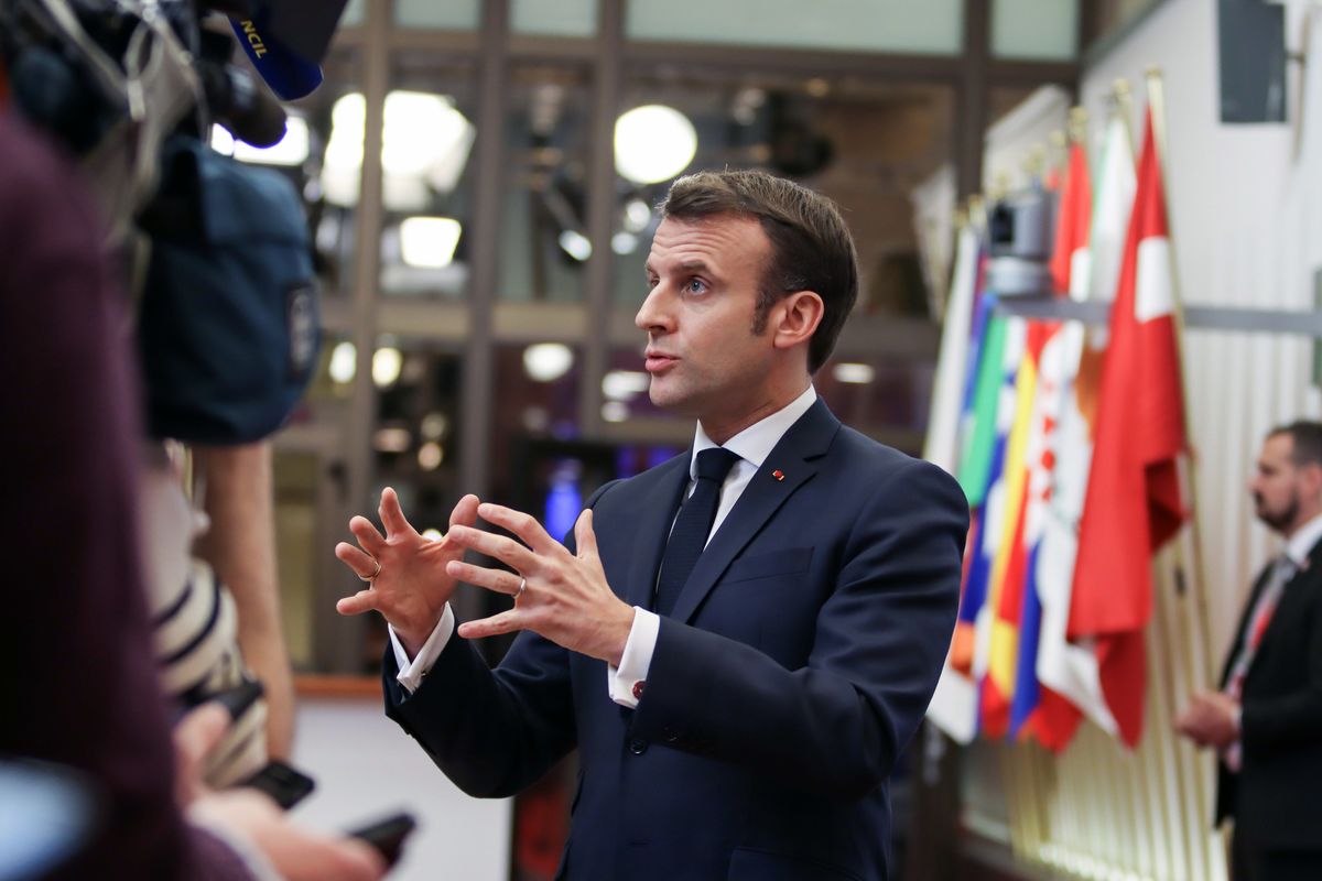 Parigi ci accusa ma ha un focolaio tutto suo
