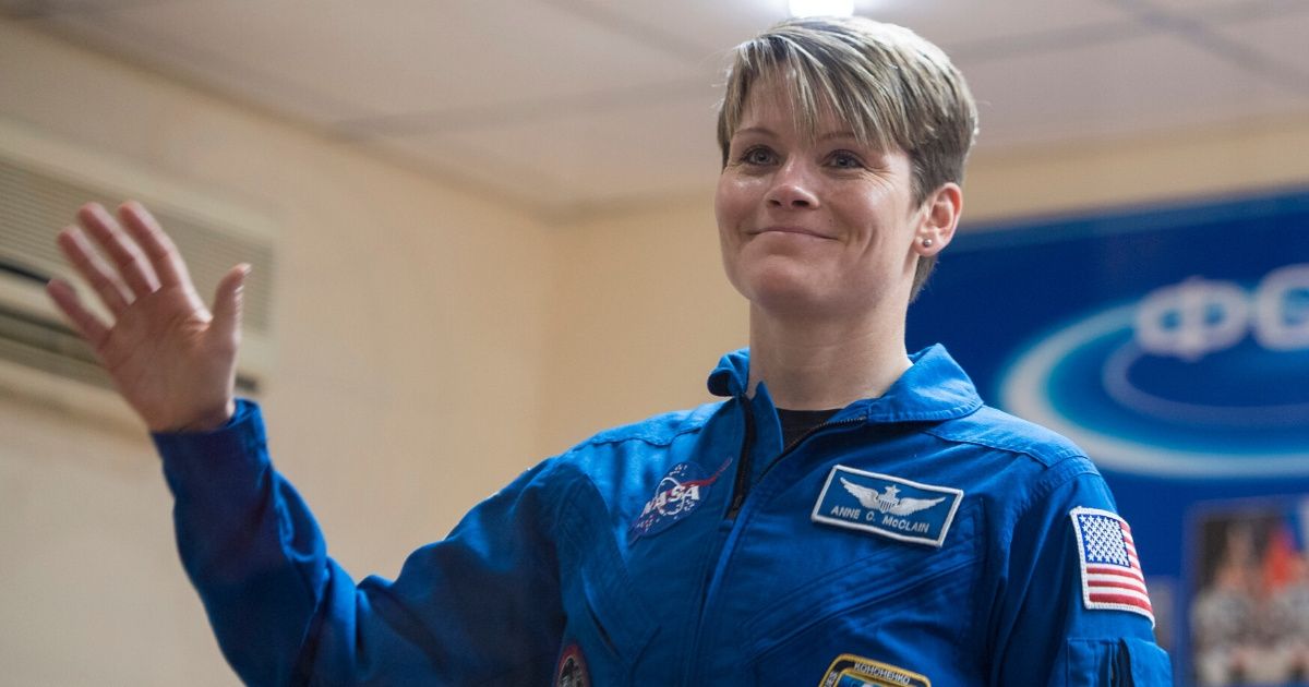 Woman Who Accused Her Estranged Astronaut Wife Of Hacking Her Bank Account From Space Charged With Making False Statements