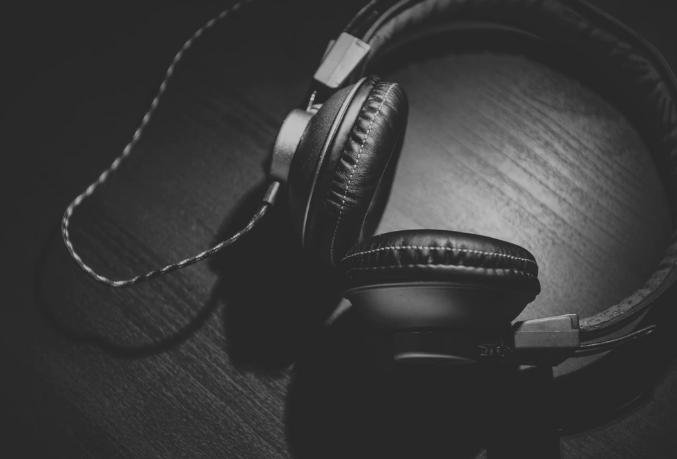 The Ultimate Chill Playlist For When Rap Or The Radio Is The Opposite Of Your Mood